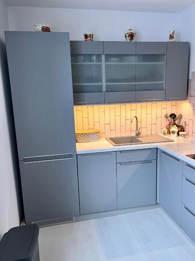 Kolobrzeska Apartment Білоґард Екстер'єр фото