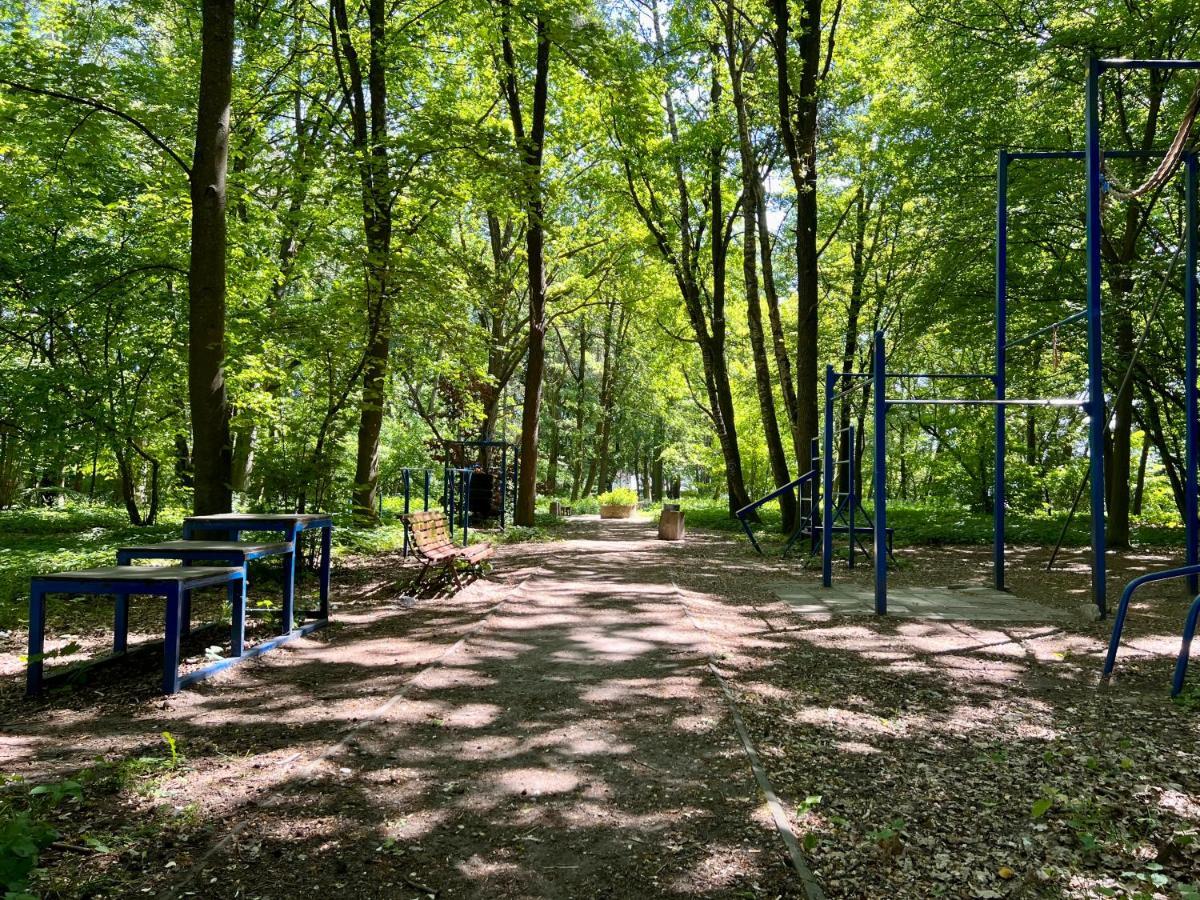 Kolobrzeska Apartment Білоґард Екстер'єр фото