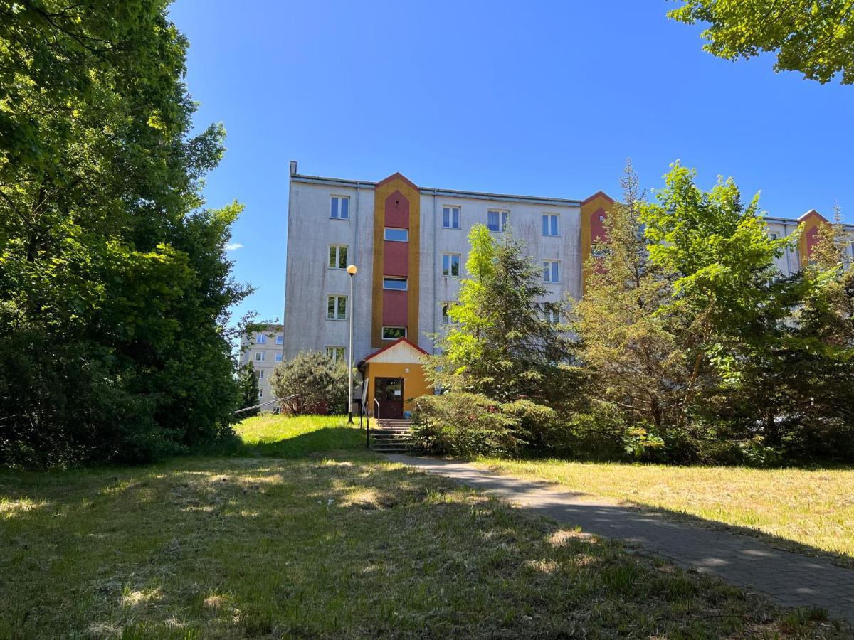 Kolobrzeska Apartment Білоґард Екстер'єр фото