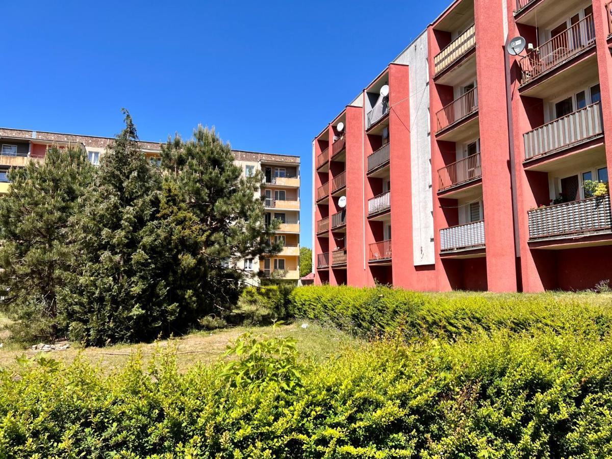 Kolobrzeska Apartment Білоґард Екстер'єр фото